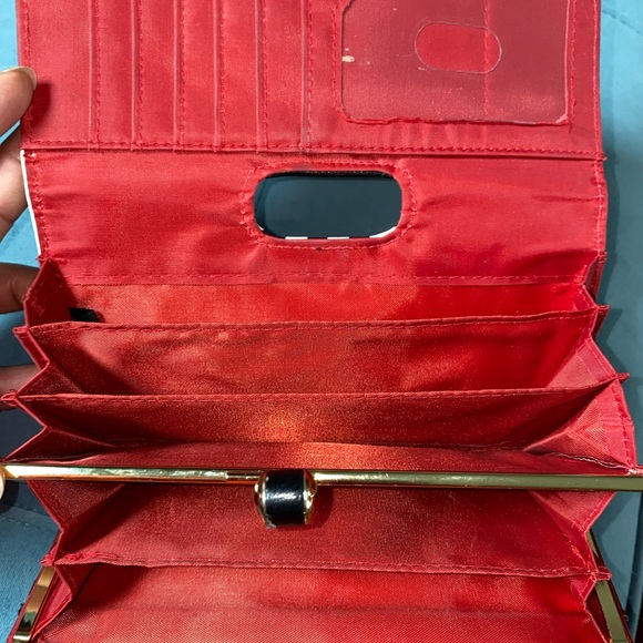 Wallet - Picture 5 of 5